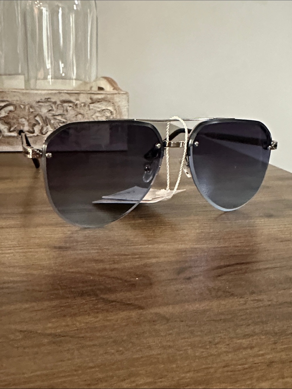 Unisex Aviator Sunglasses - Black Gradient Lenses